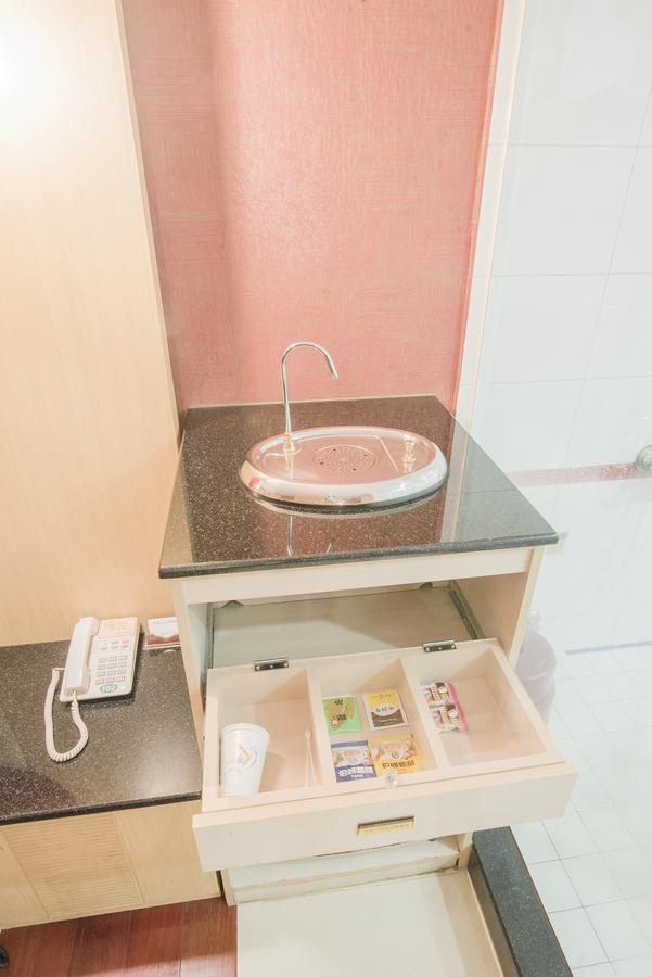 גאושיונג Alexander Motel מראה חיצוני תמונה